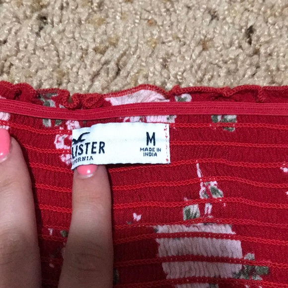 Off the Shoulder Floral Crop Top - Picture 2 of 2